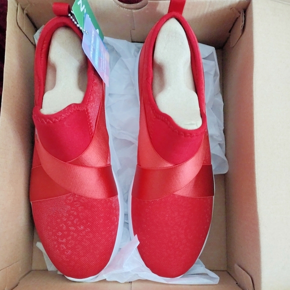 Skecher's Dynamight In Rich Glow Women's Size 8 - Picture 8 of 10